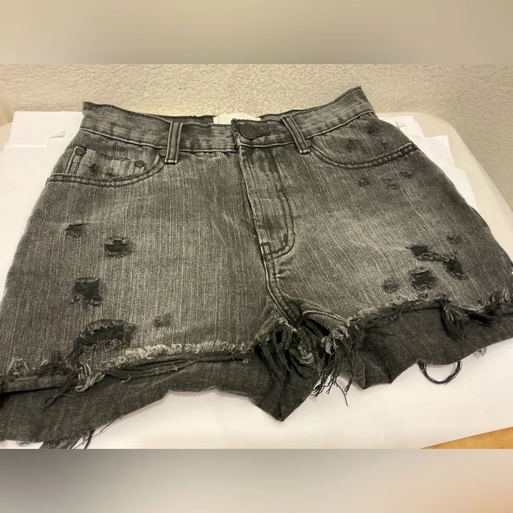 ONE TEASPOON GRAY Black Cutoff Shorts SIZE 28